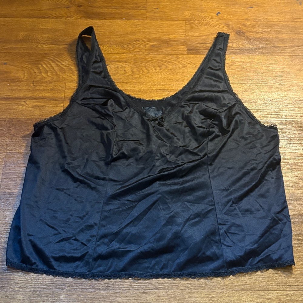 Vassarette Black Lace Trim Top